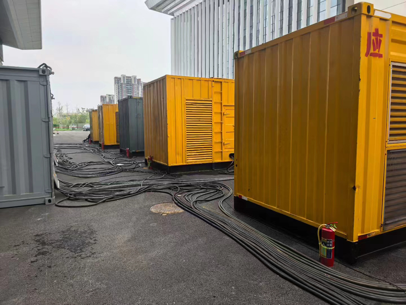 湾里不同季节柴油发电机组保养有哪些注意事项?