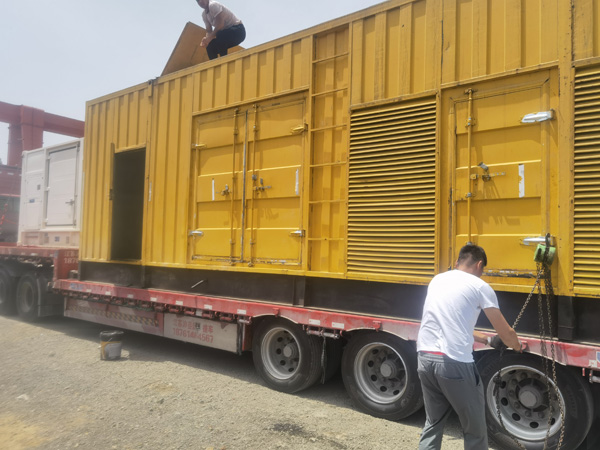 湾里发电机出租100KW发电机需要什么规格的电缆线?