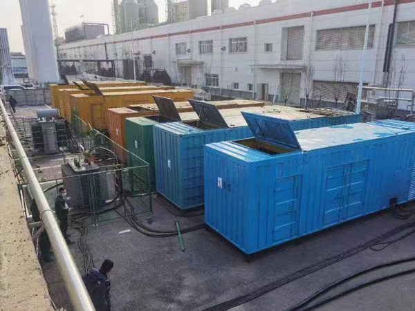 湾里380V和690V电压的电缆线相同吗？